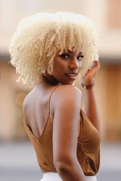 Blonde-afro-curly-hair-img_6140bd63bf953.jpg.jpg