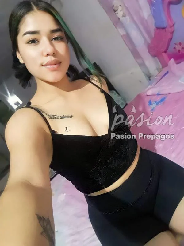 mariana-3467808-escort-medellin-341643dfd759aebf0b92-600x800.webp