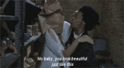 scary-movie-bolsa-cabeza.gif