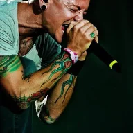chester bennington