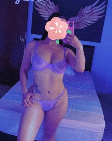 Samantha 3242503975