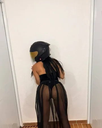 Liz Marín 3239503953