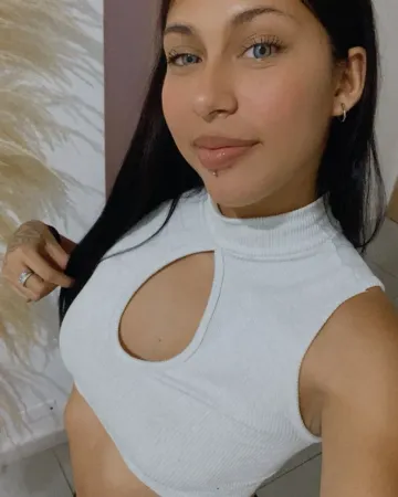 Victoria 3243257726